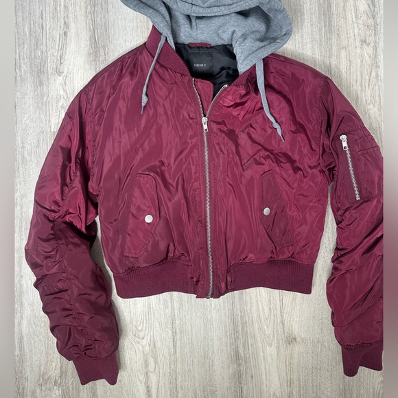 Maroon bomber jacket - Picture 4 of 5